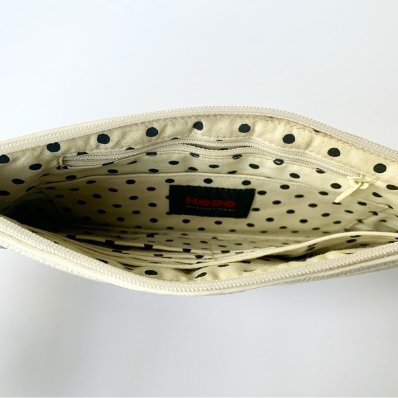 Nee HOBO International White Quilted Patent Glazed Leather Wristlet Wallet - Picture 6 of 12